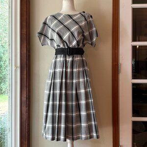 VTG 80s Plaid Midi Dress Fit Flare Pleated Skirt Boat Nancy Wheeler Sz 10 / 12